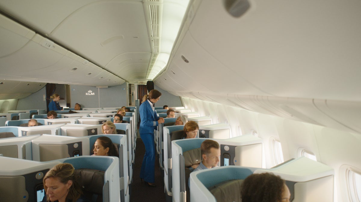 KLM 777 business class cabin
