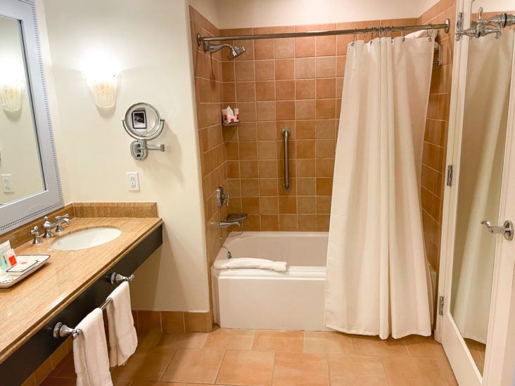 Loews Portofino Bay Orlando guestroom shower Loews Portofino Bay Orlando guestroom shower