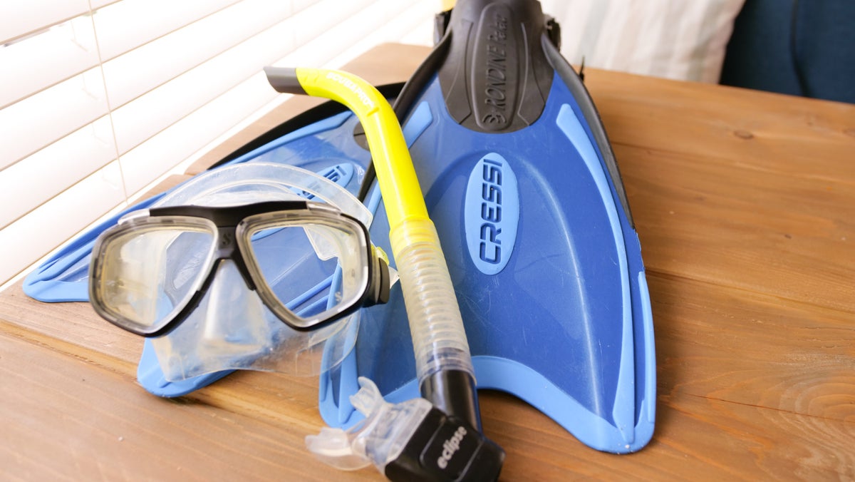 Mask snorkel and fins