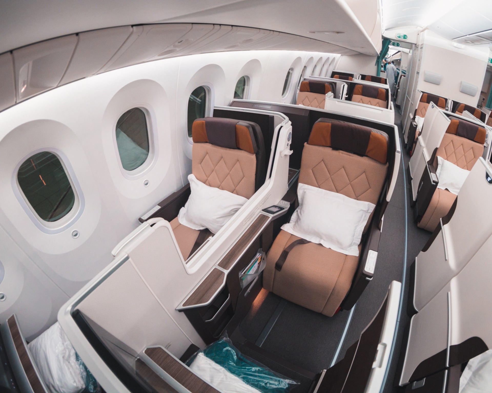 Oman Air 787 Business Class
