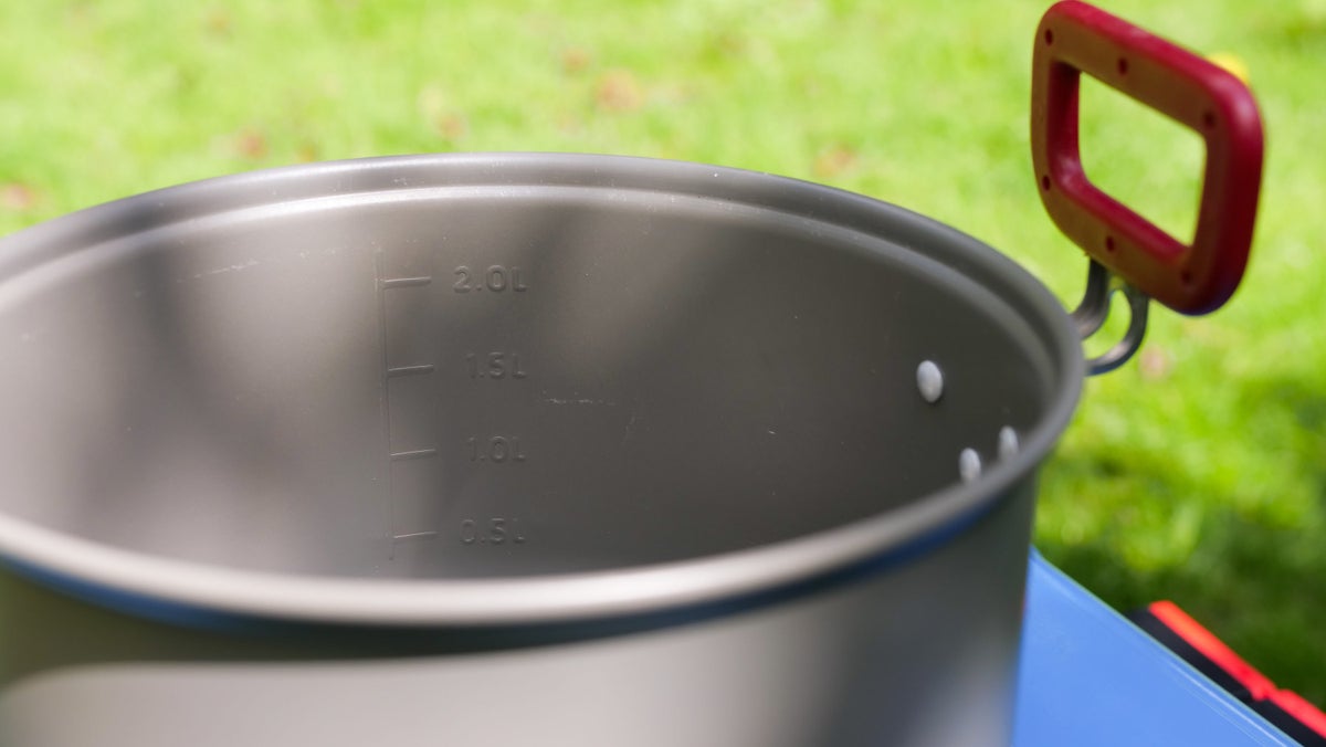 Camping cookware size