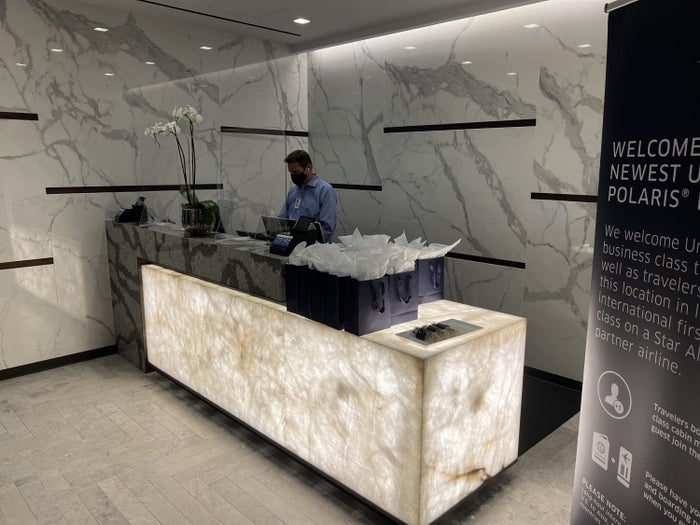 IAD Polaris Check In Desk