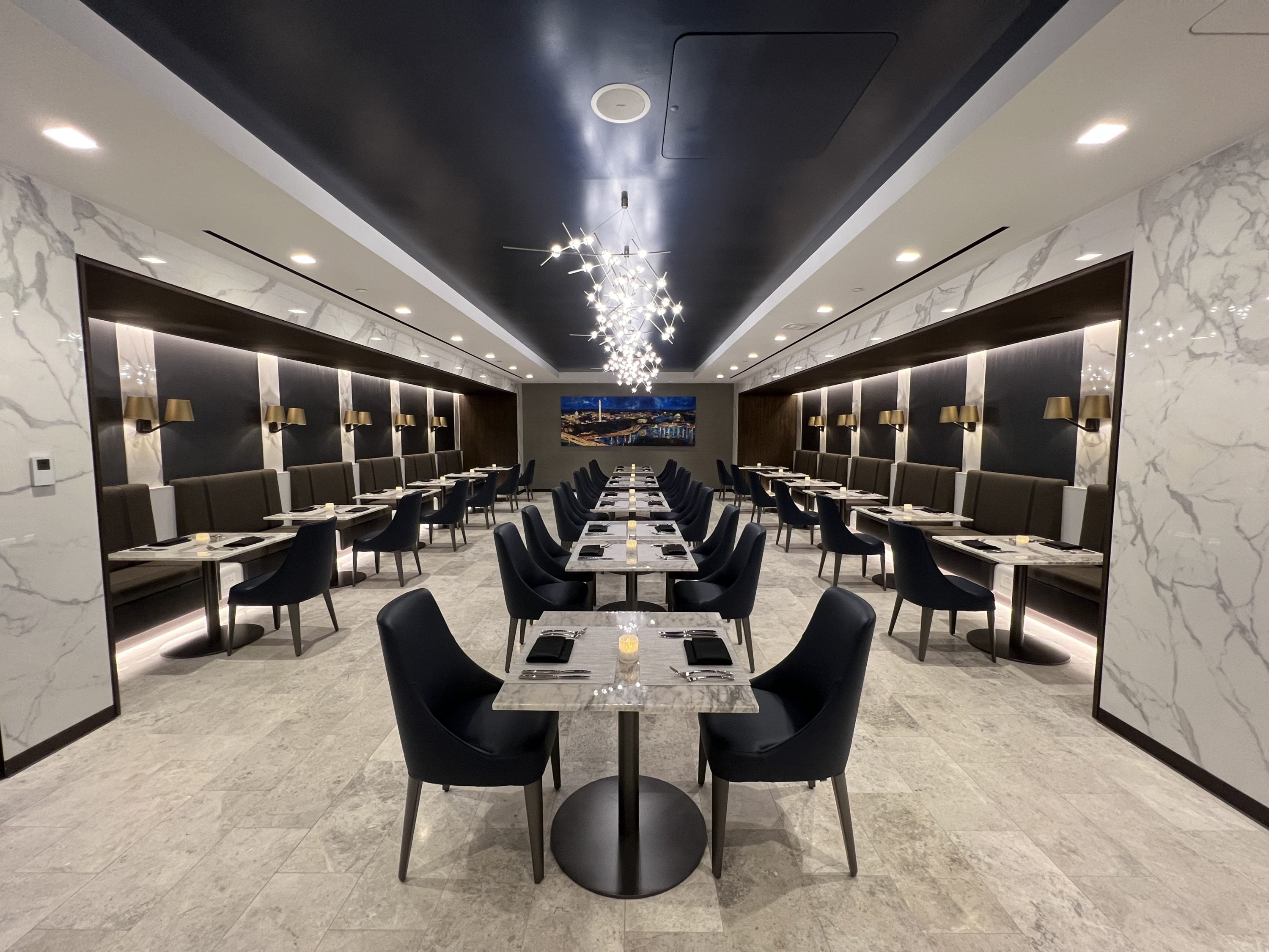 Airport Lounges at Washington Dulles International Airport [IAD]