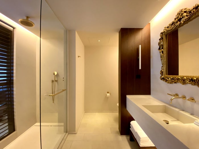 The Barcelona EDITION Deluxe Room bathroom