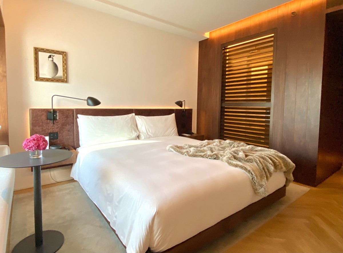 The Barcelona EDITION Deluxe Room 805 