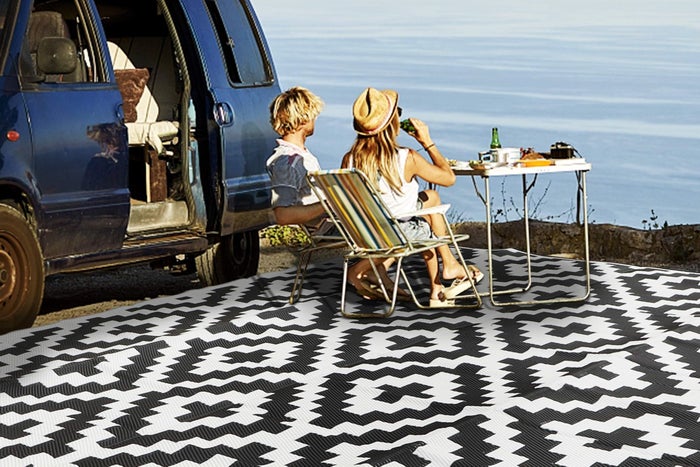 The 10 Best Carpets and Rugs for Outdoor Camping and RVs [2024]