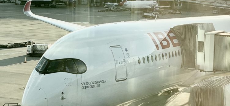 Iberia A350 EC NIG