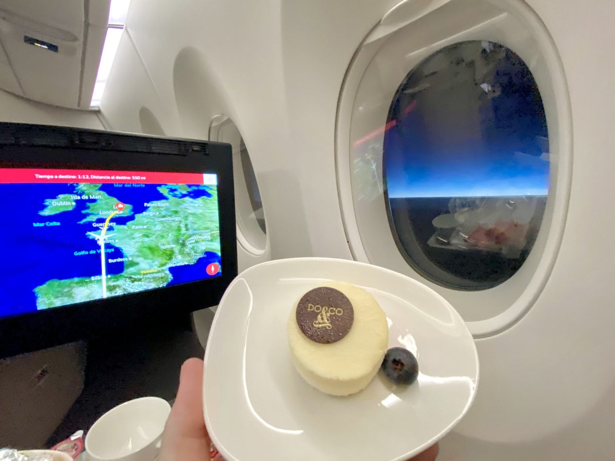 Iberia A350 business class DoCo dessert