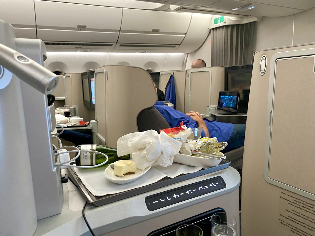 Iberia A350 business class space for clearing