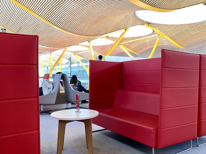 Iberia Sala VIP Dali Madrid privacy booths