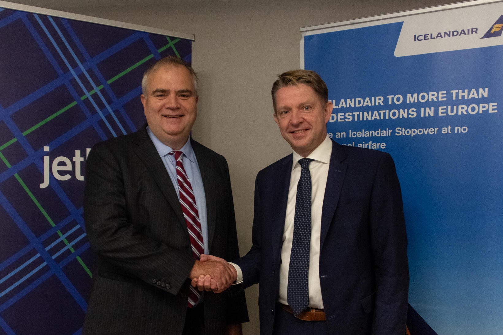 JetBlue Icelandair partnership handshake