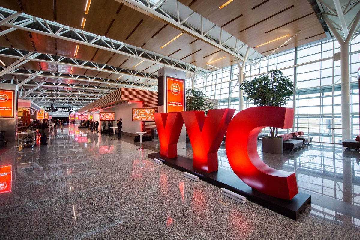 YYC sign Calgary International Airport