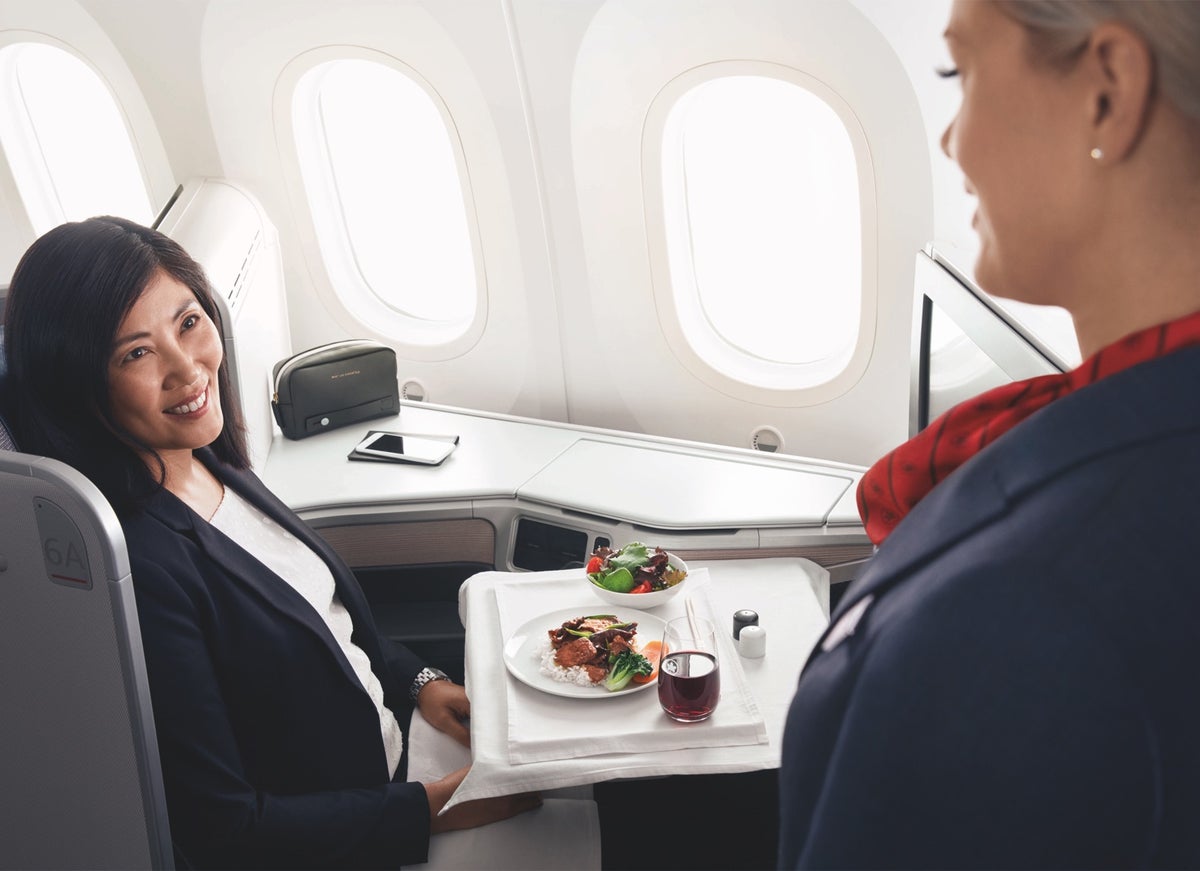Air Canada 787 Signature Class dining