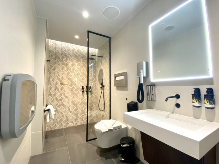 American Express Centurion Lounge Heathrow Terminal 3 shower room including sink area