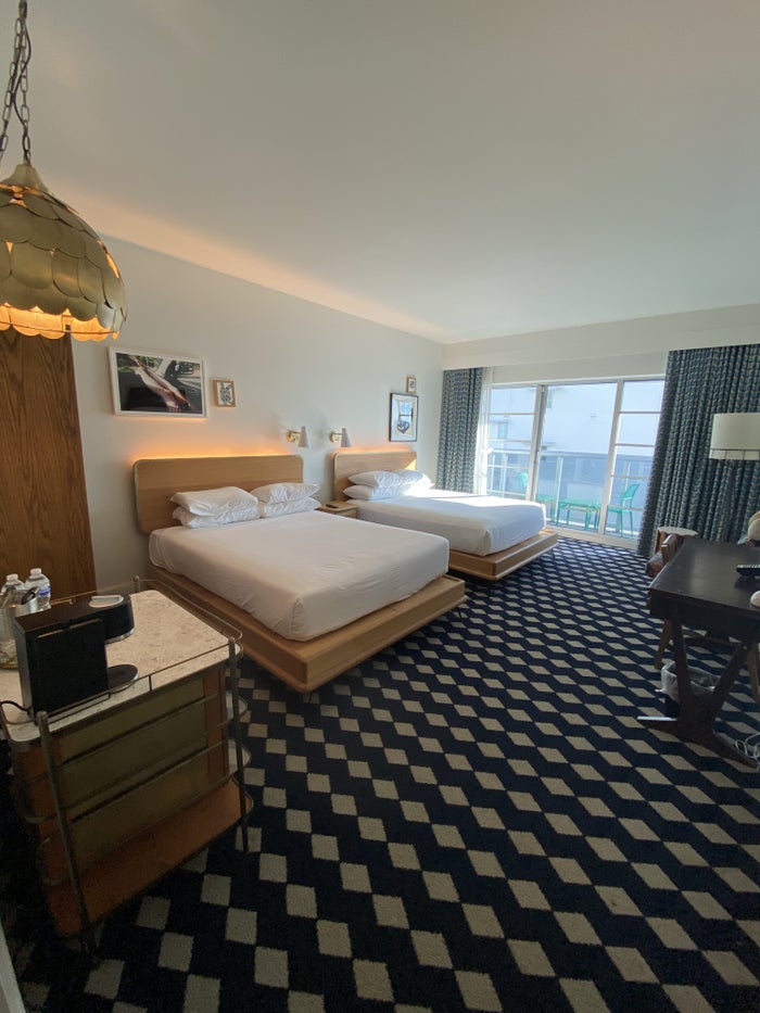 Confidante Room