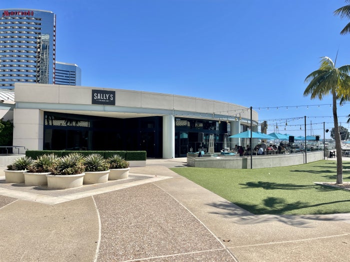 Manchester Grand Hyatt San Diego Sally's Fish House