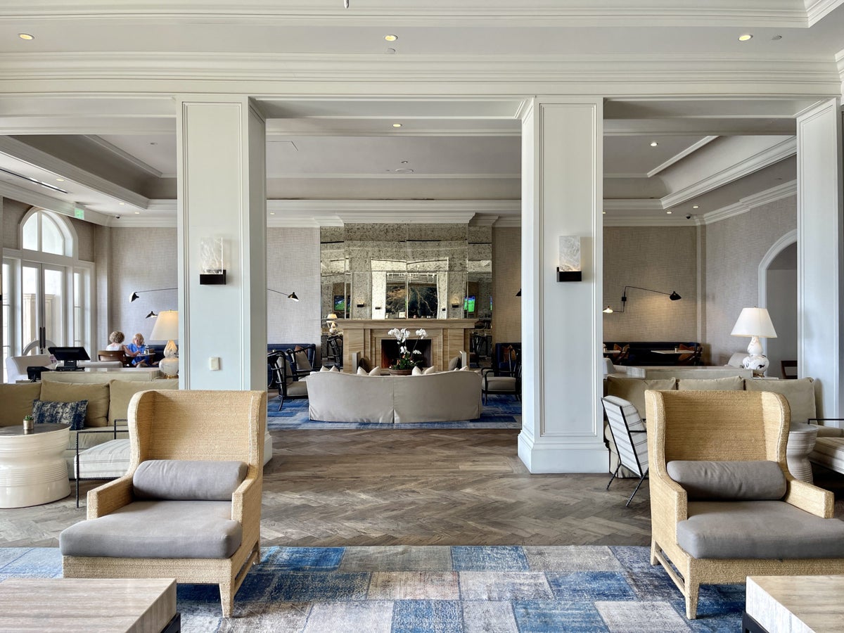 Waldorf Astoria Monarch Beach Resort Club Living Room Overview