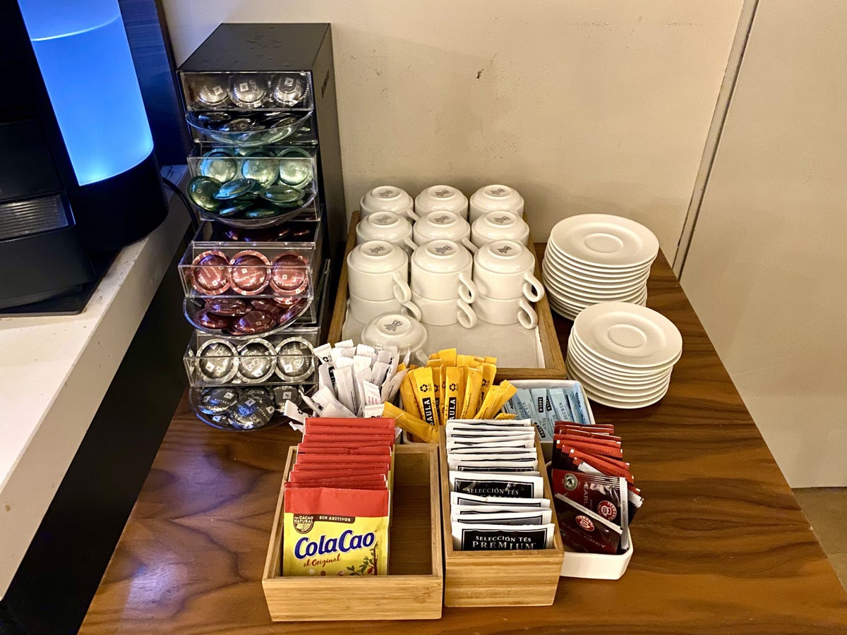 Alexandra Hotel Barcelona Curio Collection by Hilton breakfast hot drink station