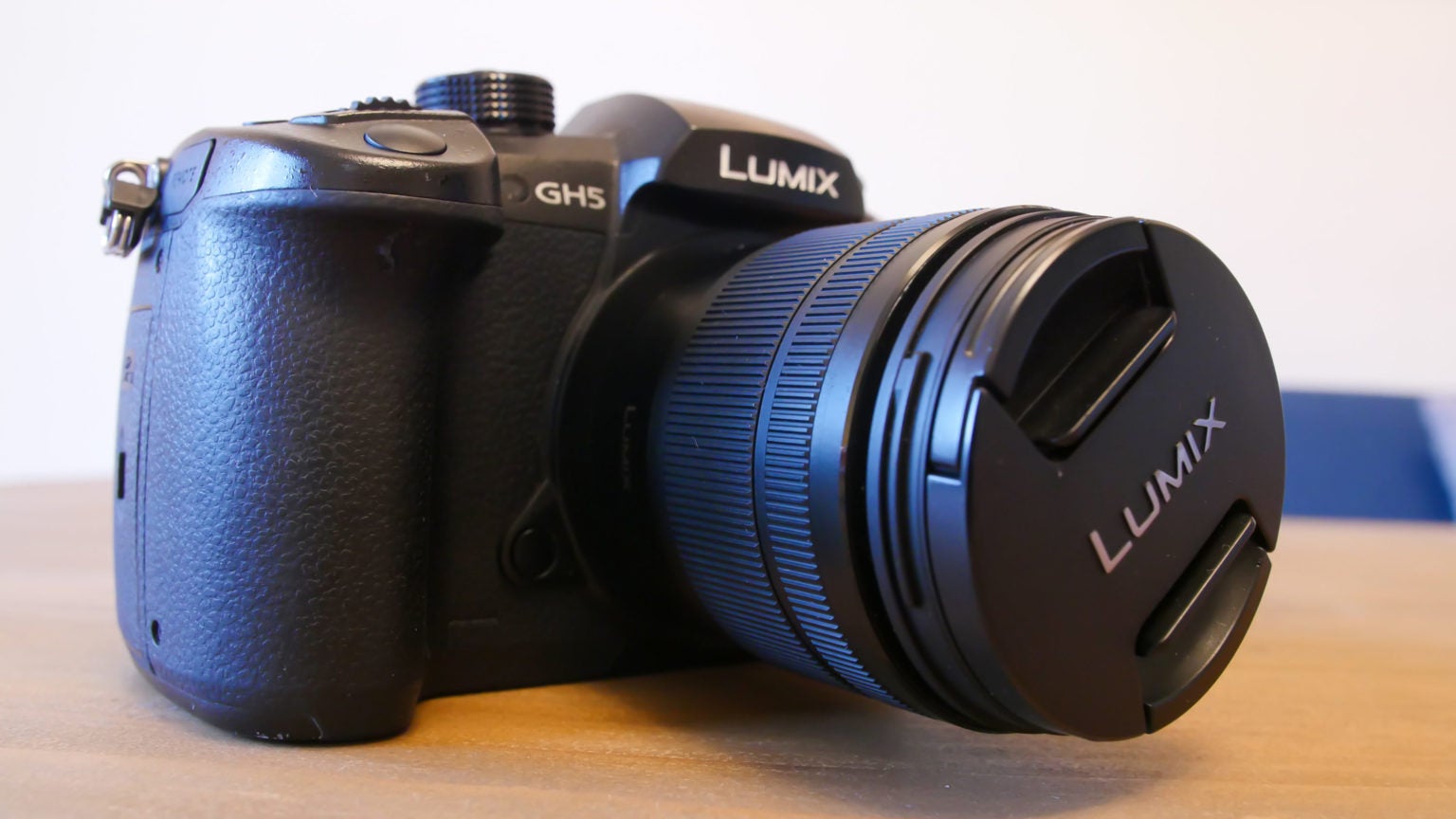 The 30 Best Travel Cameras Compact, DSLR & Mirrorless [2023]