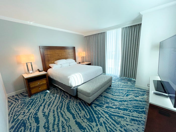 Hyatt Regency Orlando Suite bedroom
