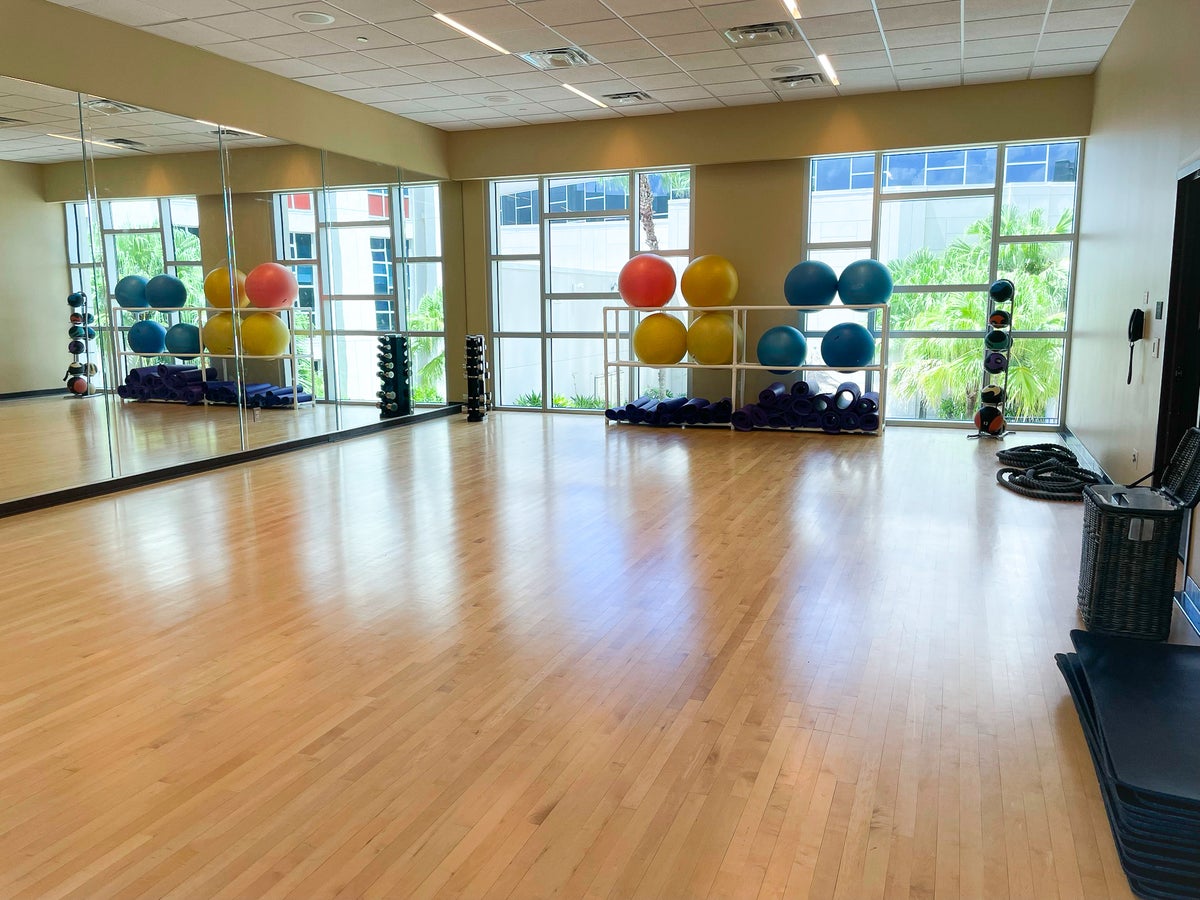Hyatt Regency Orlando fitness center stretching area