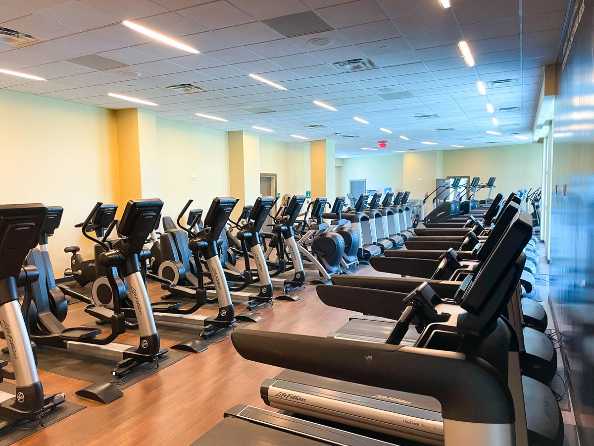 Hyatt Regency Orlando fitness center treadmills