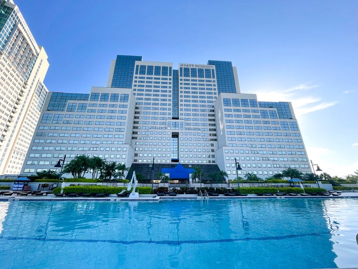 Hyatt Regency Orlando lap pool view
