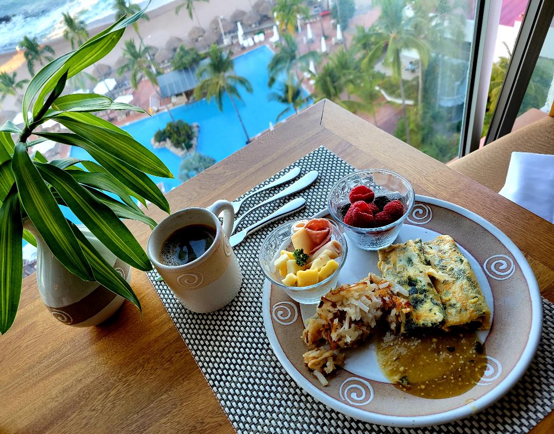 Sheraton Buganvilias Resort Club Lounge breakfast