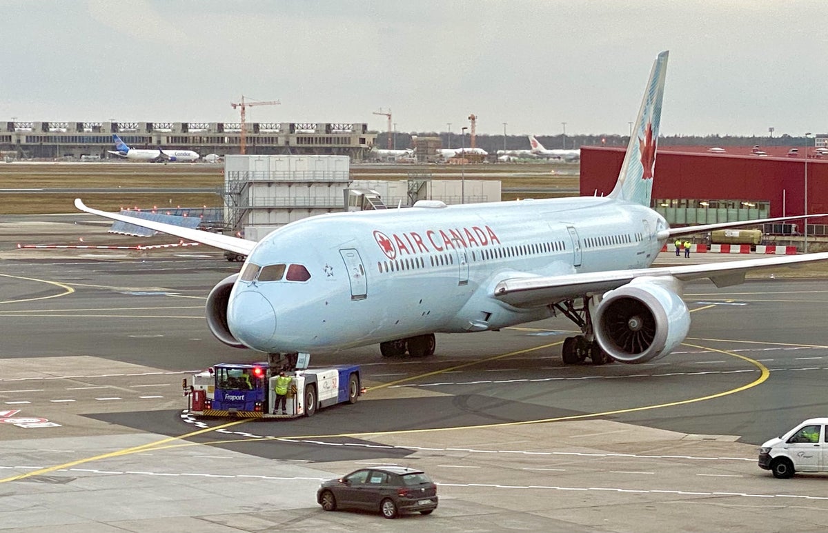 Air Canada Begins Direct Flights to Thailand