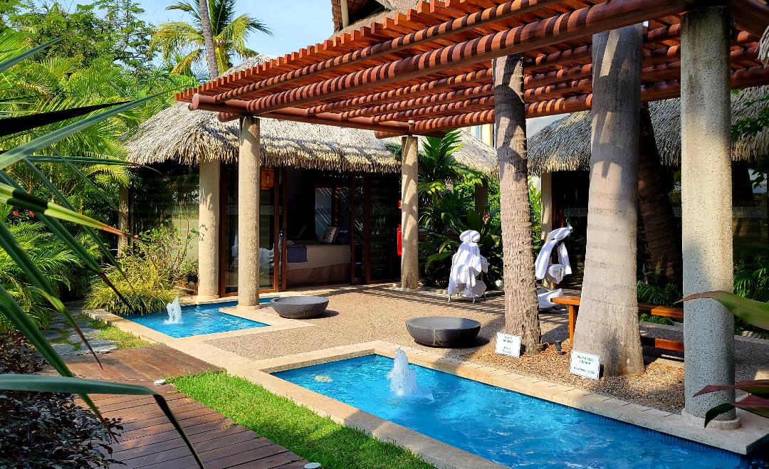 Sheraton Buganvilias Resort Outdoor spa options