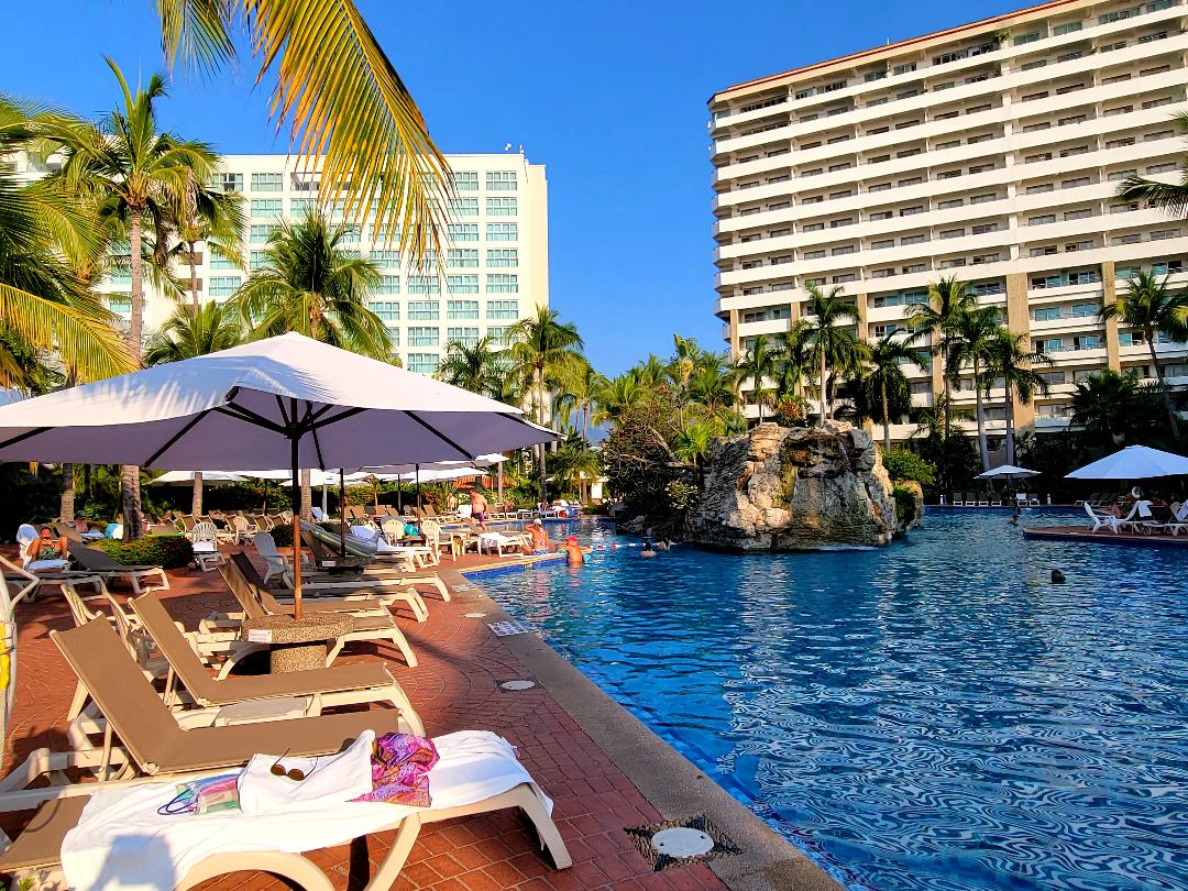 Sheraton Buganvilias Resort In Puerto Vallarta [In-depth Review]