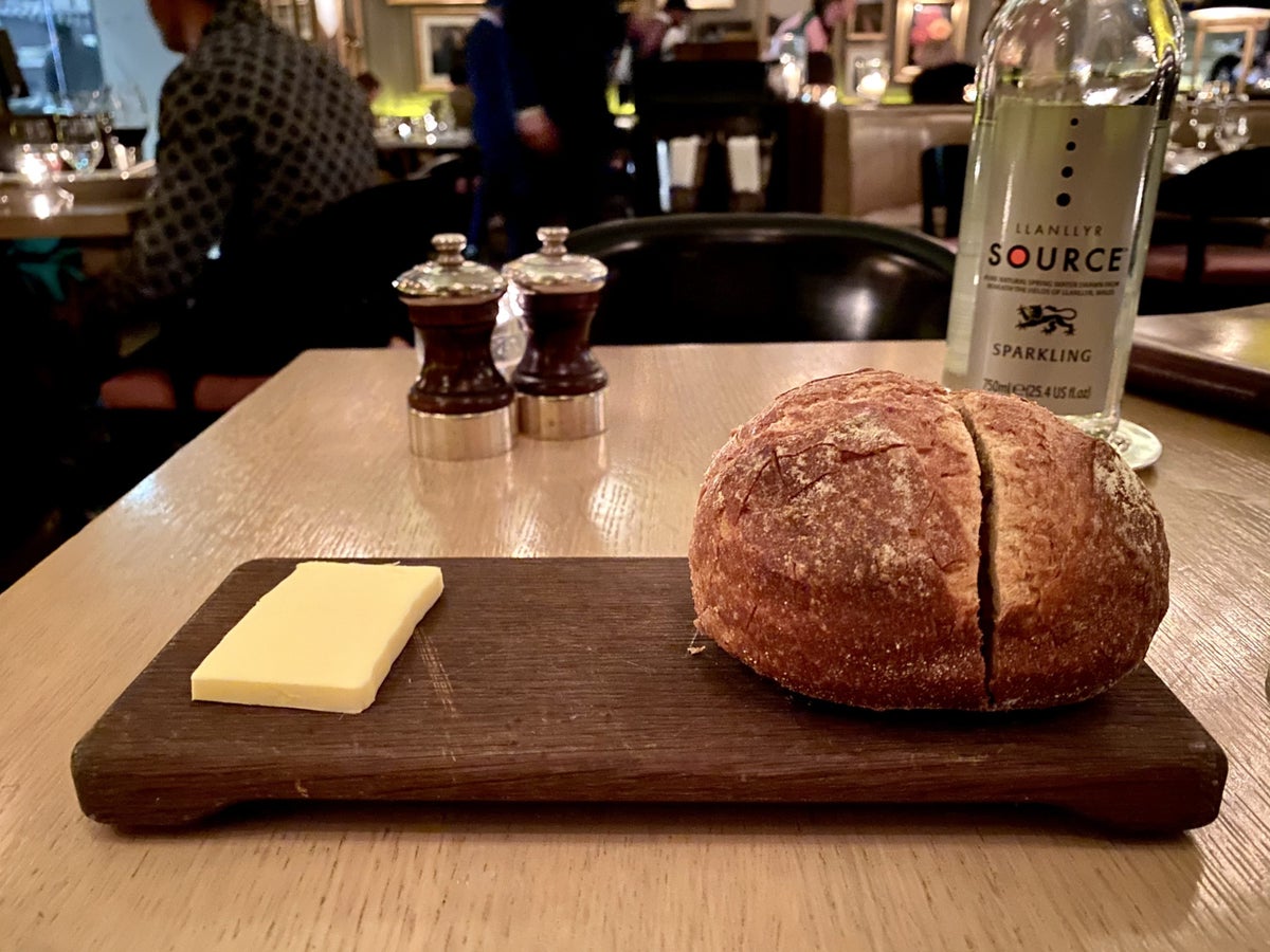 The London EDITION Berners Tavern bread