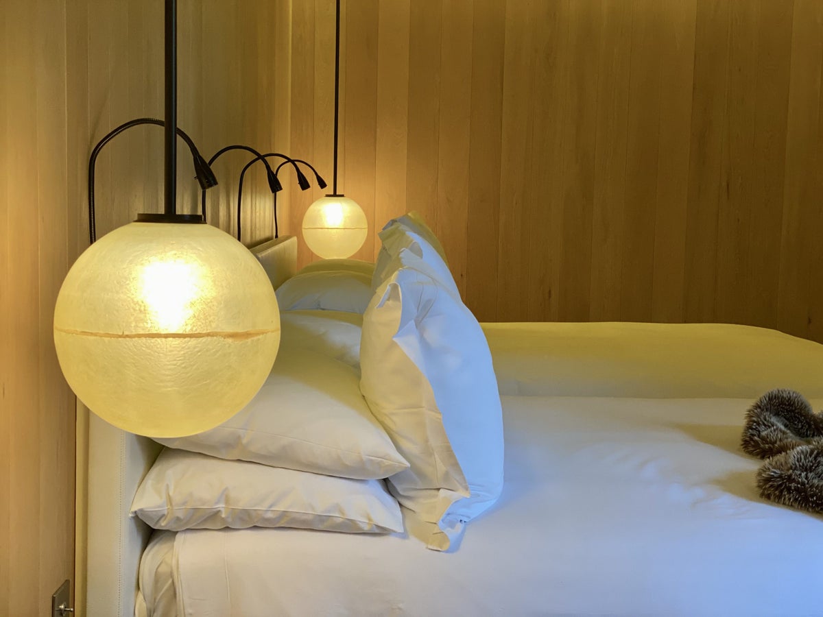 The London EDITION bedside lighting