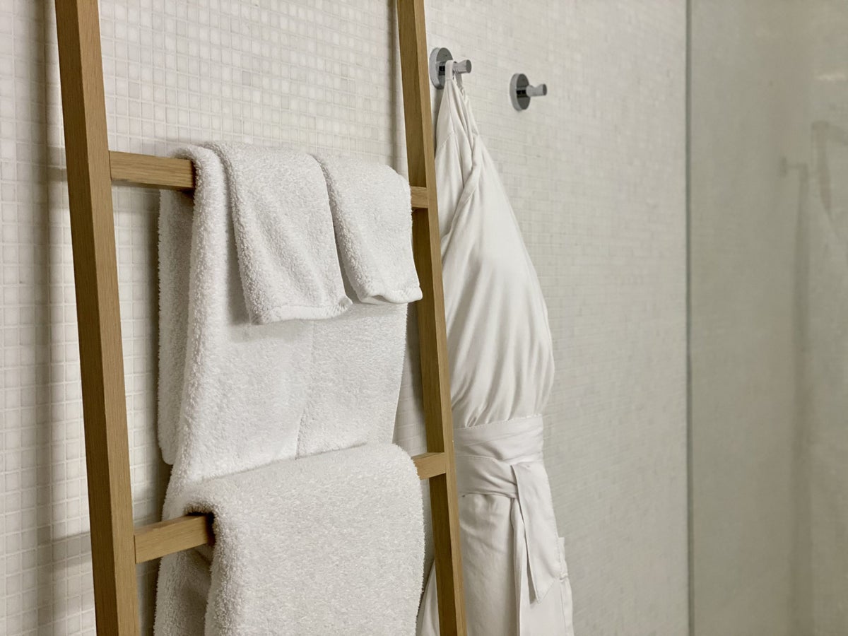 The 7 Best Hotel-style Washcloths for Your Bathroom [2023]
