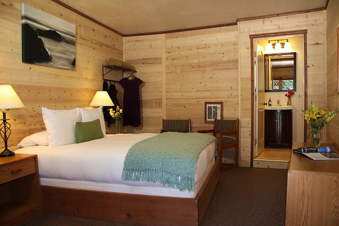 Big Sur River Inn