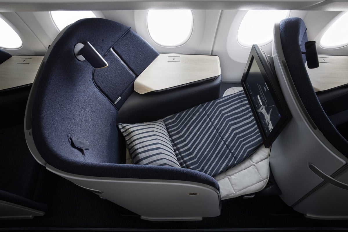 Finnair A350 Business Class Seat Sleeping Position
