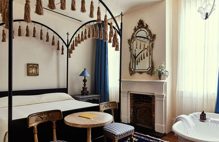 Hotel Peter and Paul