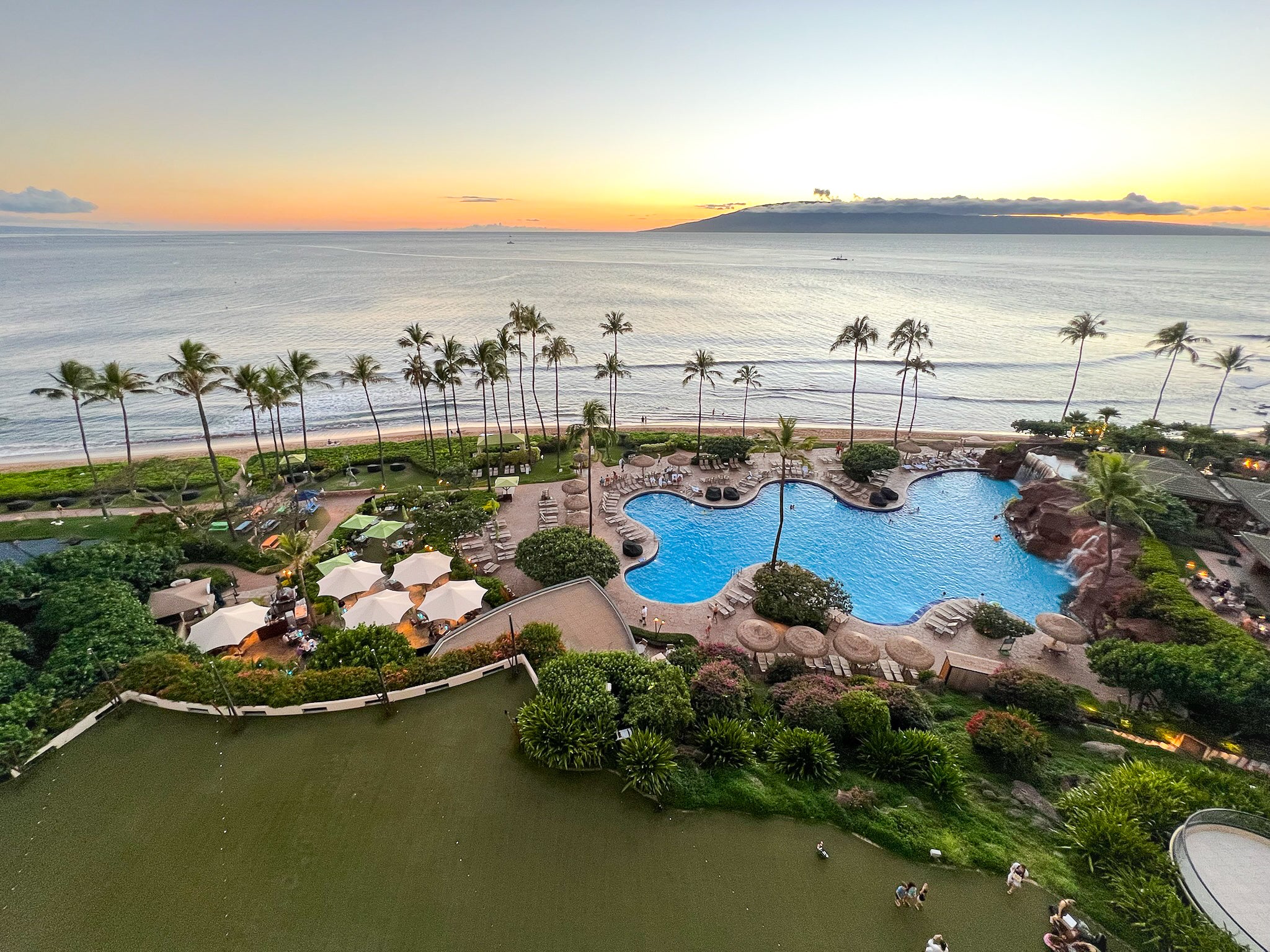 Hyatt Regency Maui Resort and Spa Room Balcony View at Dawn