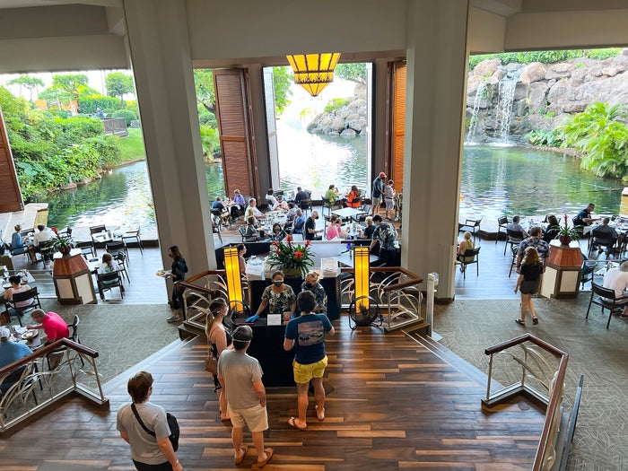 Hyatt Regency Maui Resort and Spa Swan Court Breakfast