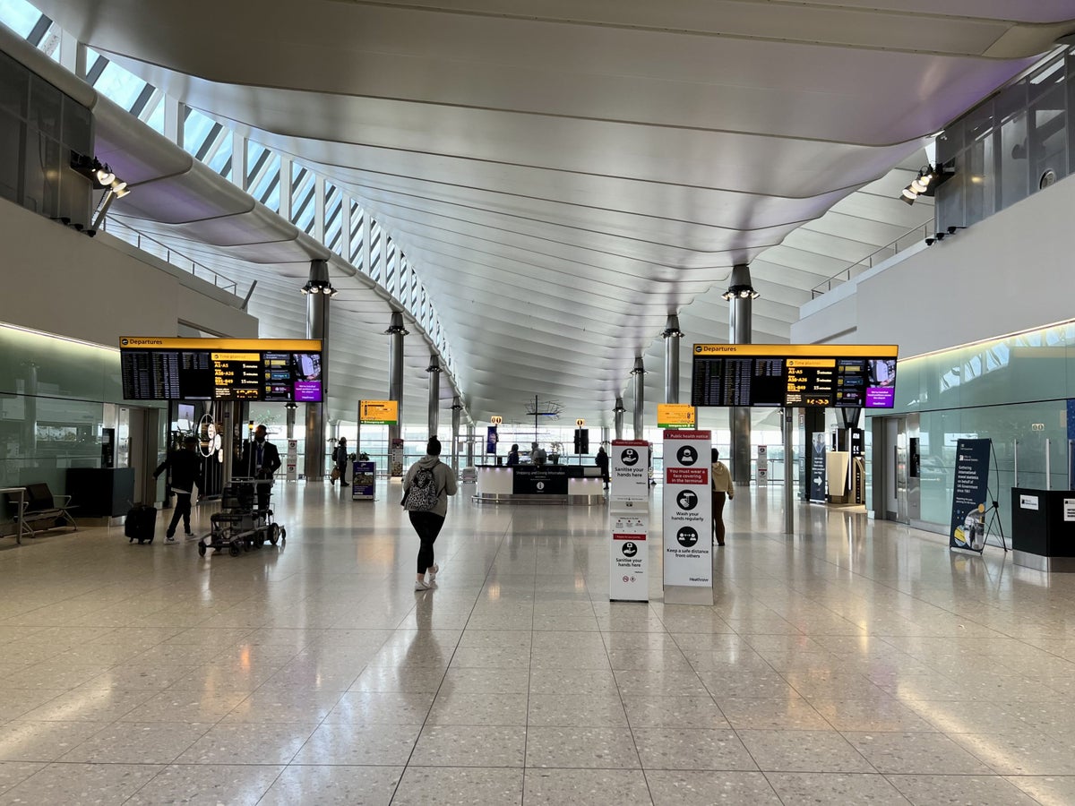 JetBlue Mint A321LR Heathrow Terminal 2 Departures