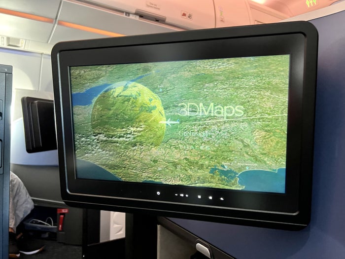JetBlue Mint A321LR IFE 3D maps