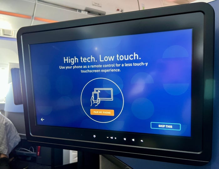 JetBlue Mint A321LR IFE phone pairing