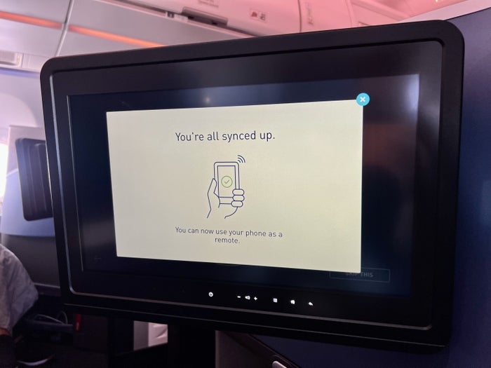 JetBlue Mint A321LR IFE phone sync