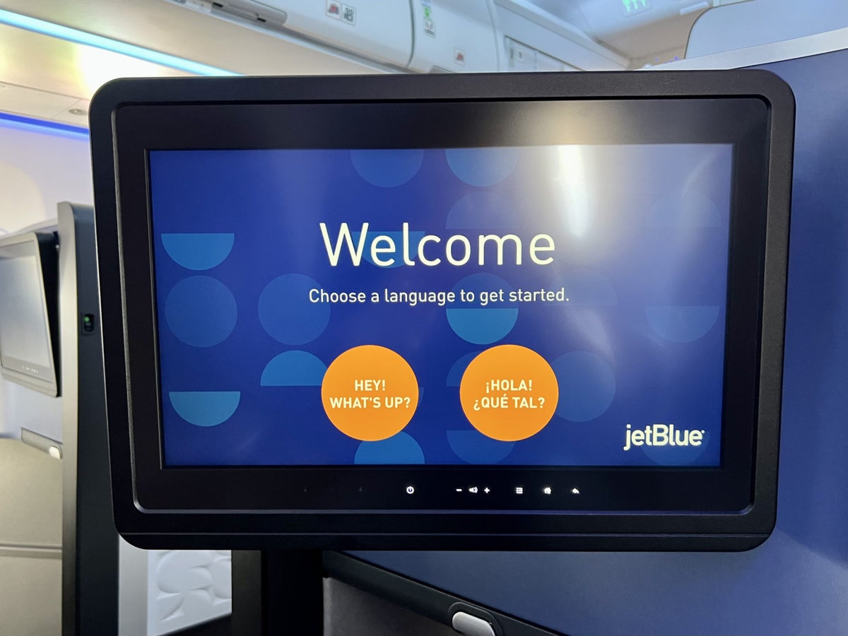 JetBlue Mint A321LR IFE screen