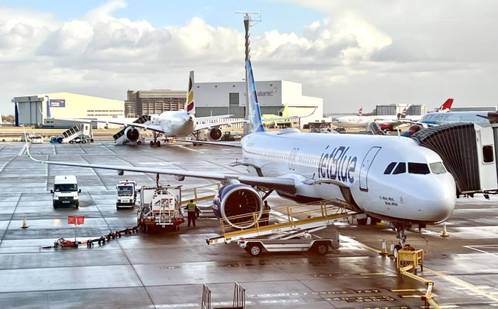 JetBlue and Emirates Set to End Codeshare Relationship in October