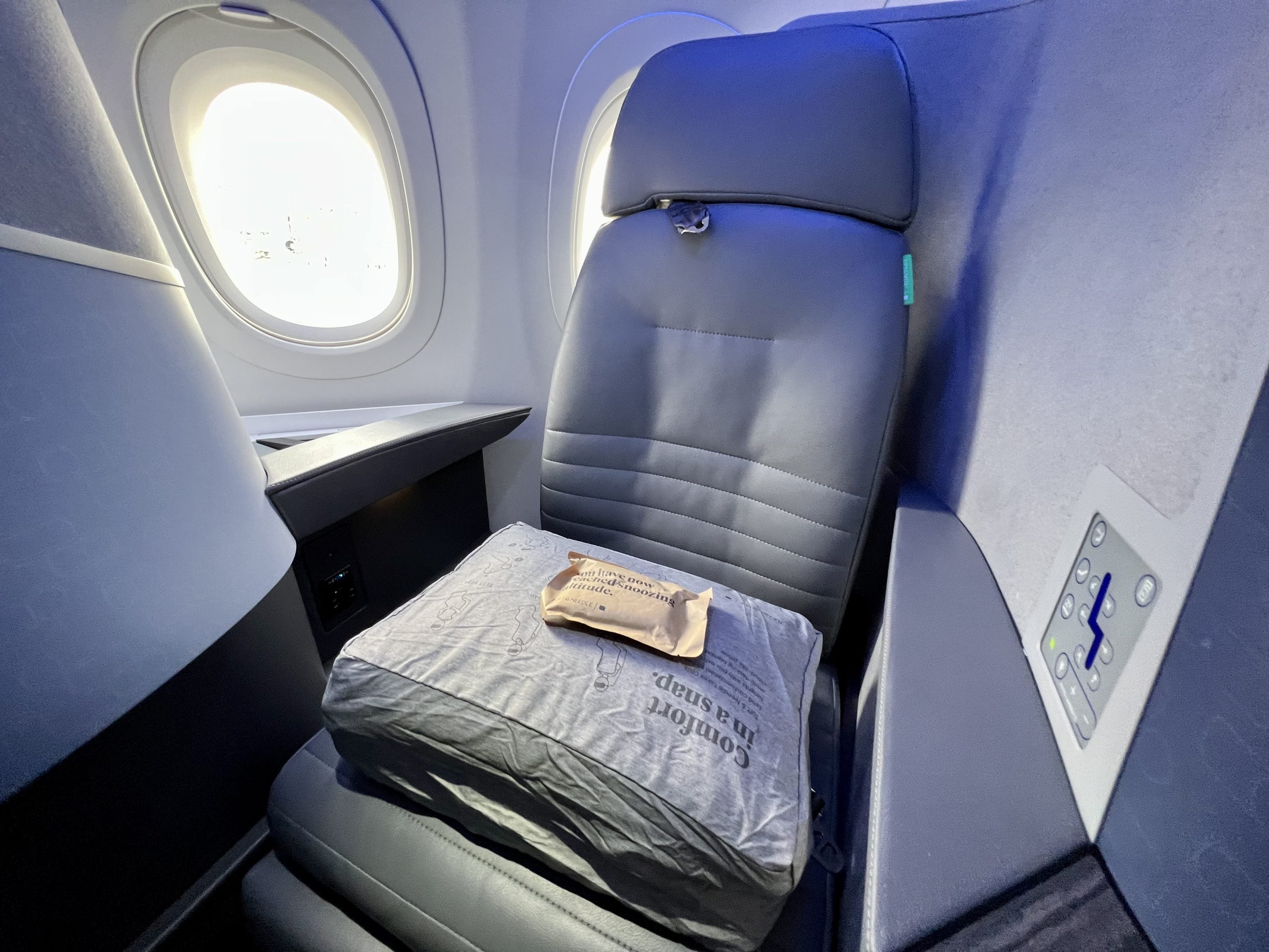 JetBlue Mint A321LR Seat 2F close up