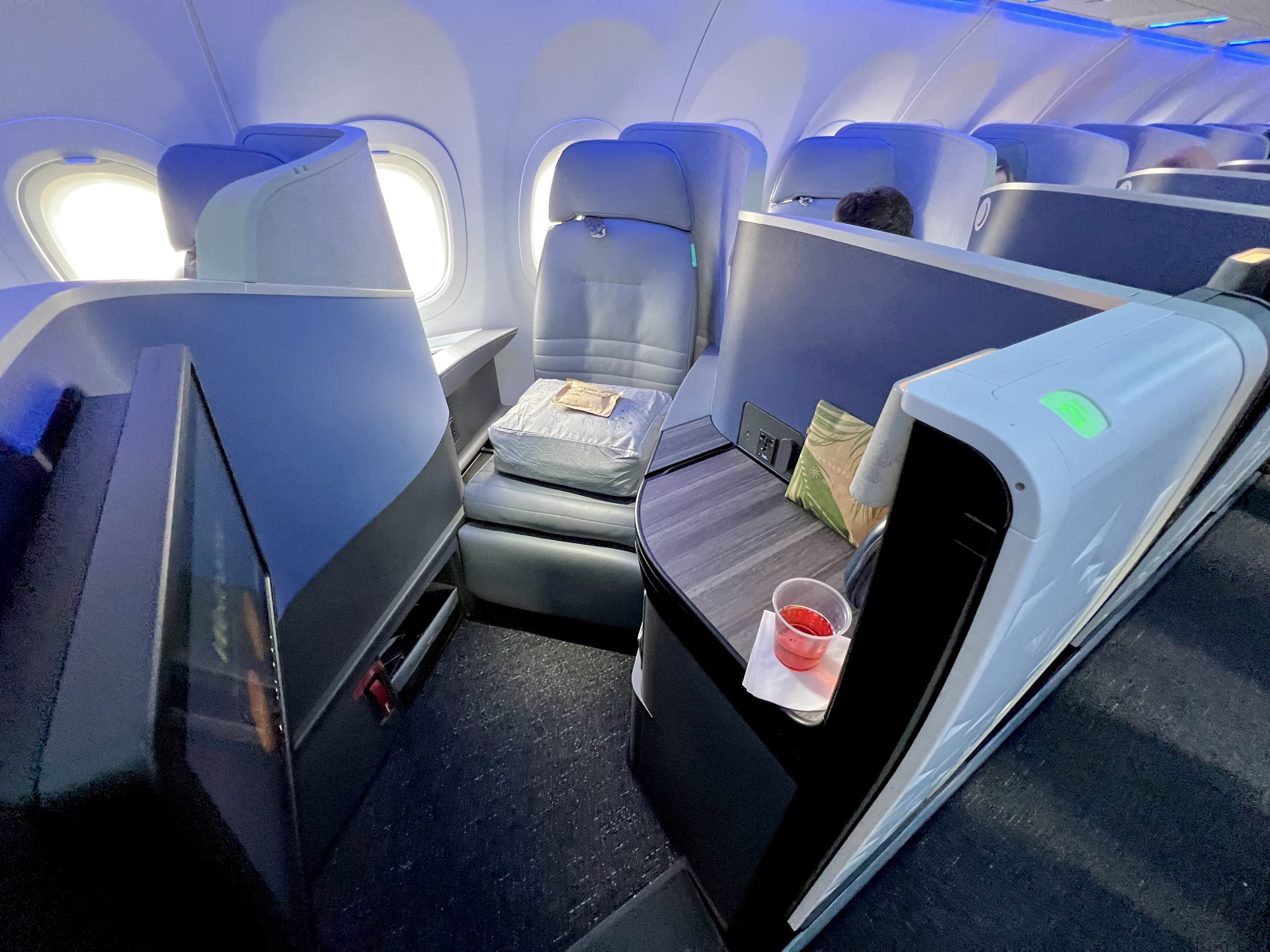 Upgrades With American Airlines: The Ultimate Guide – Forbes Advisor