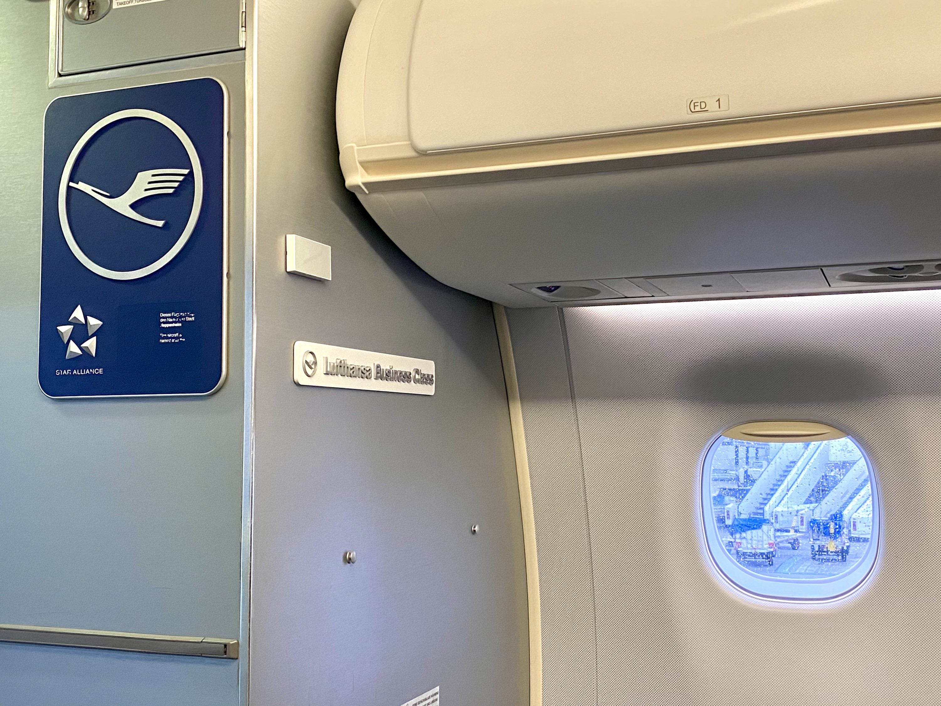 Lufthansa European business class Embraer E190 front of business class cabin