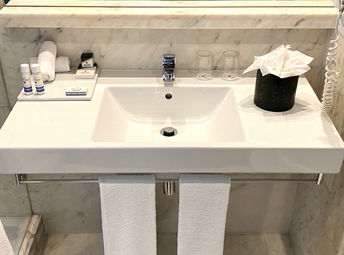 Pousada de Lisboa Small Luxury Hotels of the World bathroom sink