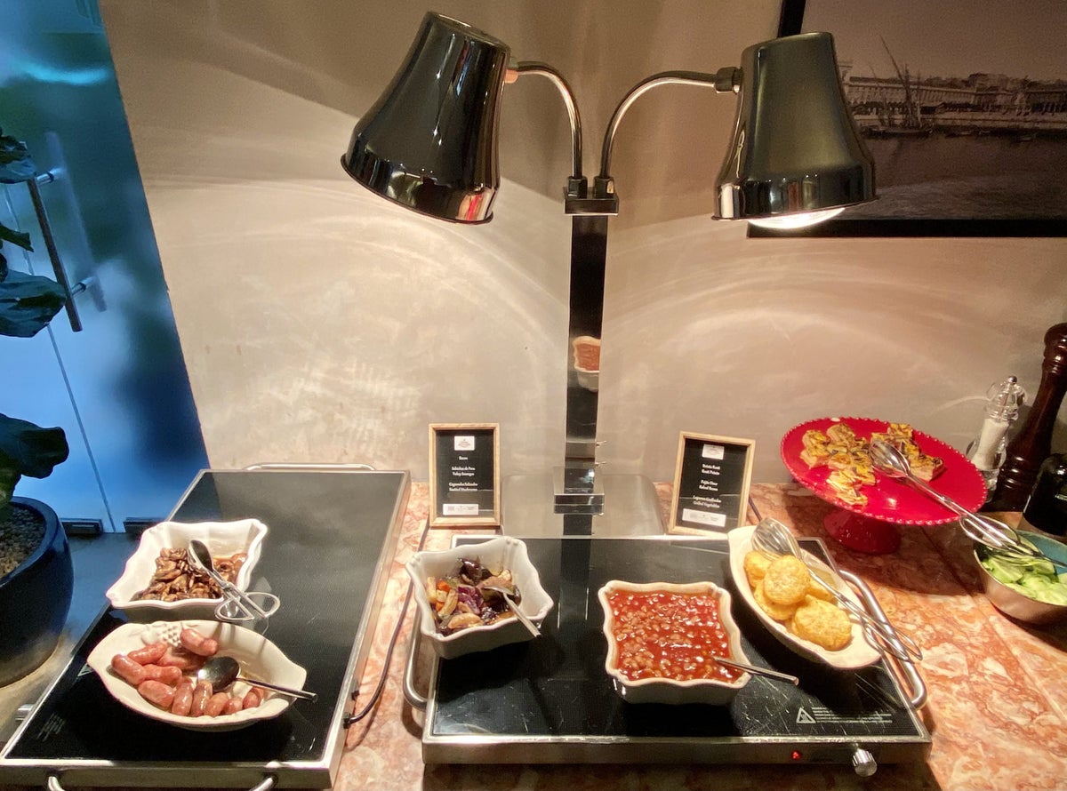 Pousada de Lisboa Small Luxury Hotels of the World breakfast hot buffet